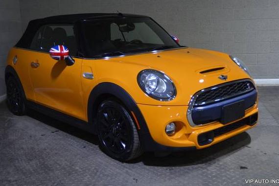 MINI COOPER CONVERTIBLE 2016 WMWWG9C53G3C22011 image MINI COOPER CONVERTIBLE 2016 WMWWG9C53G3C22011 image